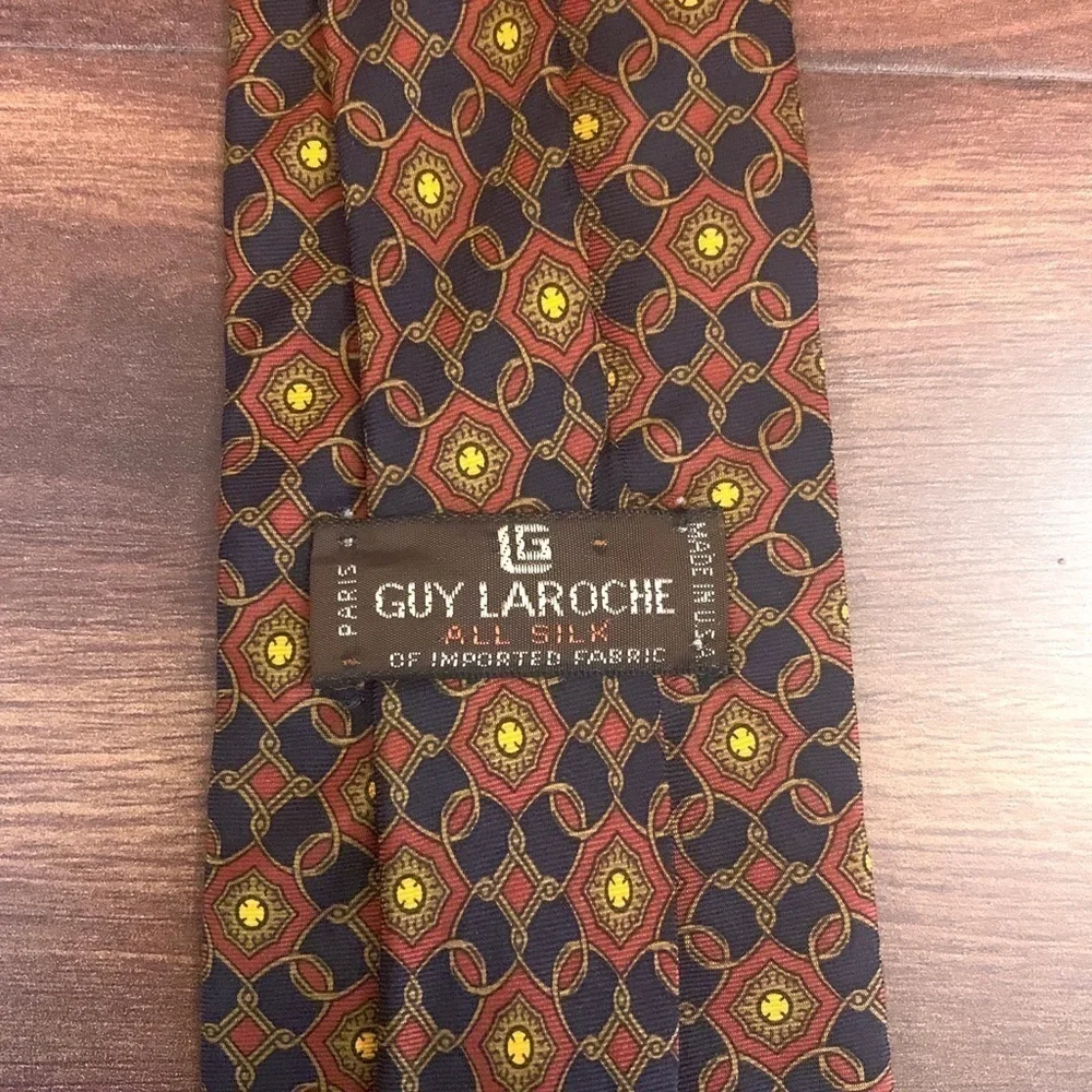 🍁SALE🍁GUY LAROCHE Vintage Silk Necktie